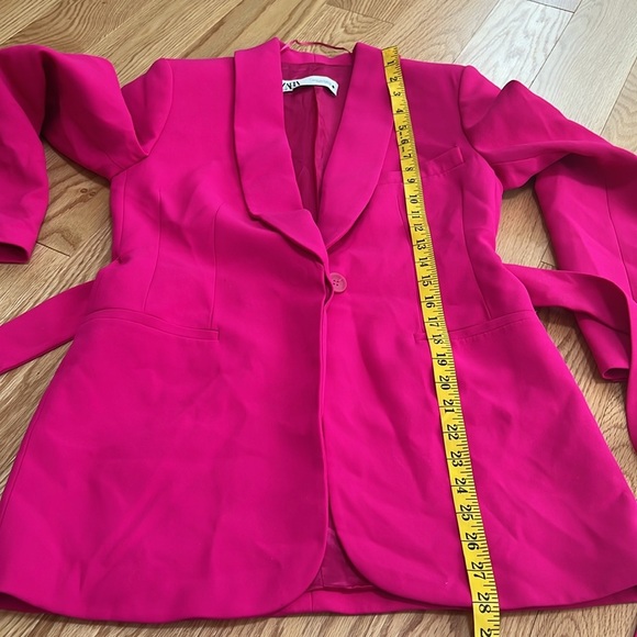 Zara XS fuchsia tuxedo collar blazer with belt. - Picture 11 of 12